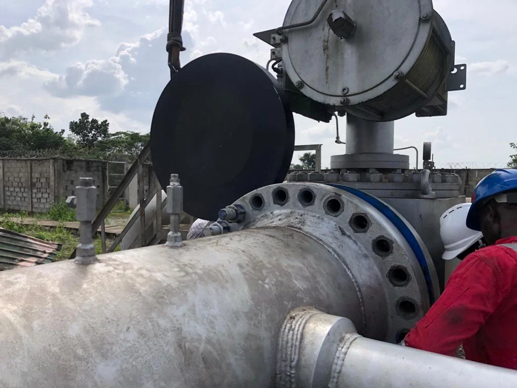 Pipeline pig receiver opened for integrity operations
